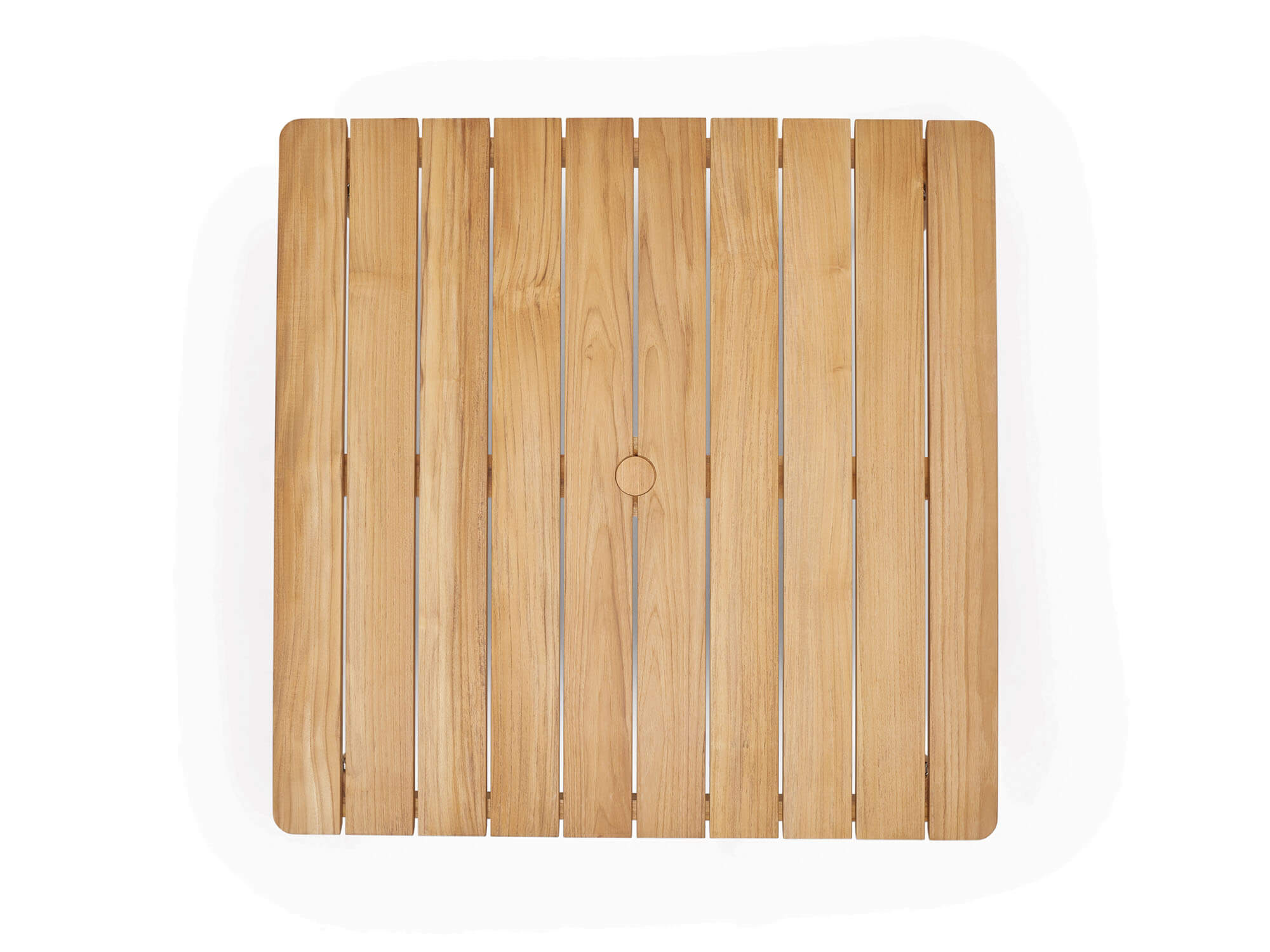 Vue aérienne de la table à manger extérieure en bois carrée
